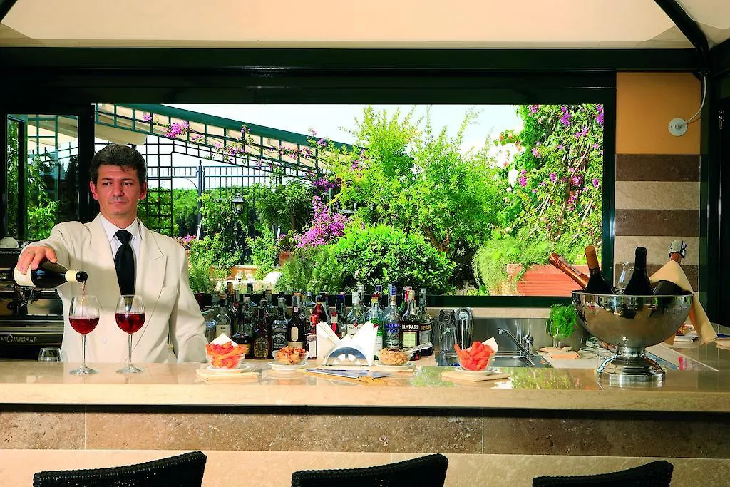 Hotel Victoria Roma 4*,